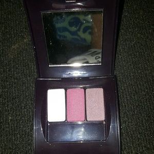 JAFRA Cosmetics Mystic Trio pallete